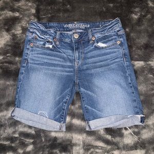 American Eagle Jean Shorts Size 10 Women’s Demin